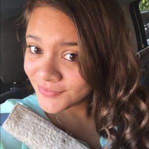 Meet your Posher, Isha